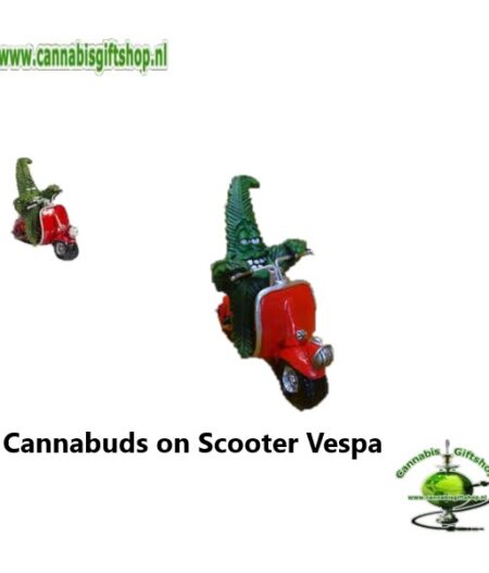Cannabuds on Scooter Vespa